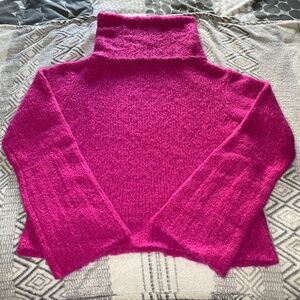 Toit Volant Hannah Turtleneck Oversized Sweater in Fuchsia Size S Made in USA